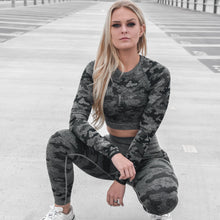 Load image into Gallery viewer, Classic Camo Long Sleeve Set (Leggings + Top)